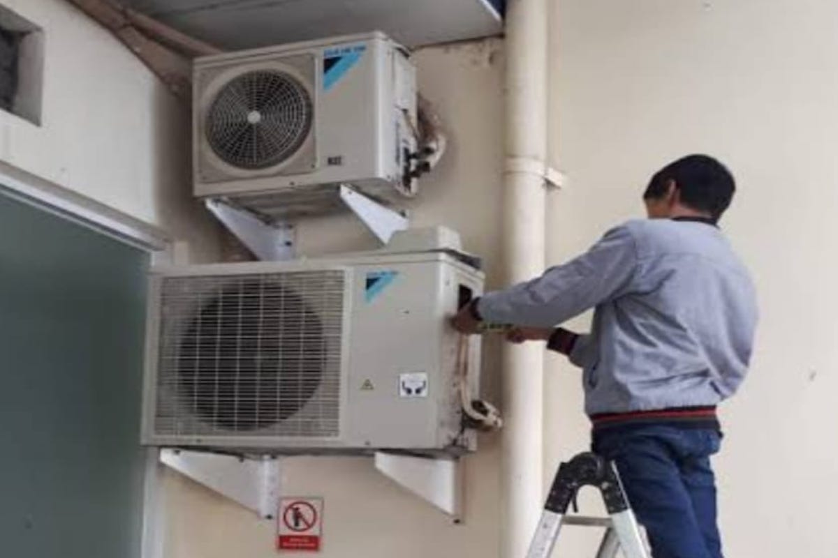 Pemasangan unit baru